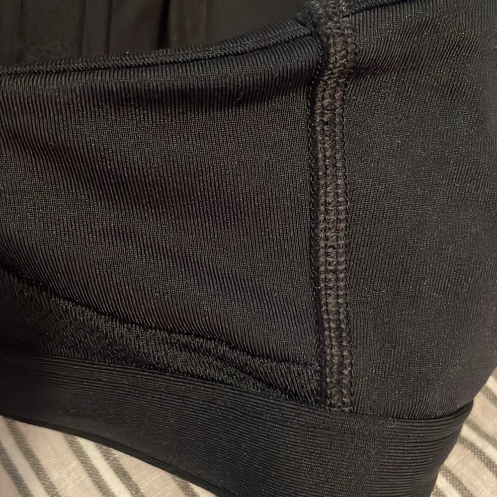 Under Armour Sports Bra - Picture 4 of 5